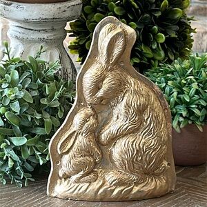 NEW! Shabby Chic Vintage Inspired Spring Easter Bunny Rabbit  Candy Mold Statue